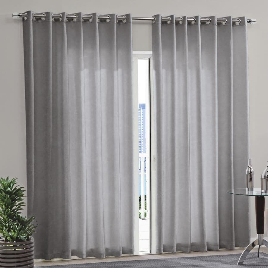 Renove os ambientes trocando apenas as cortinas